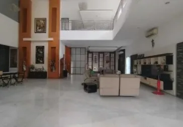Dijual Rumah Bagus 2 Lantai Intercon