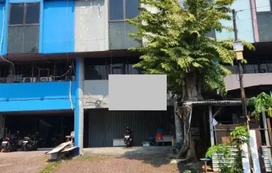Disewakan ruko 3 lantai komersial strategis
