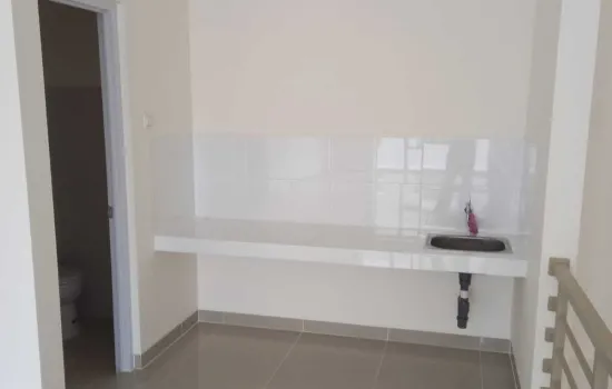 Ruko lokasi bagus n cocok utk usaha
