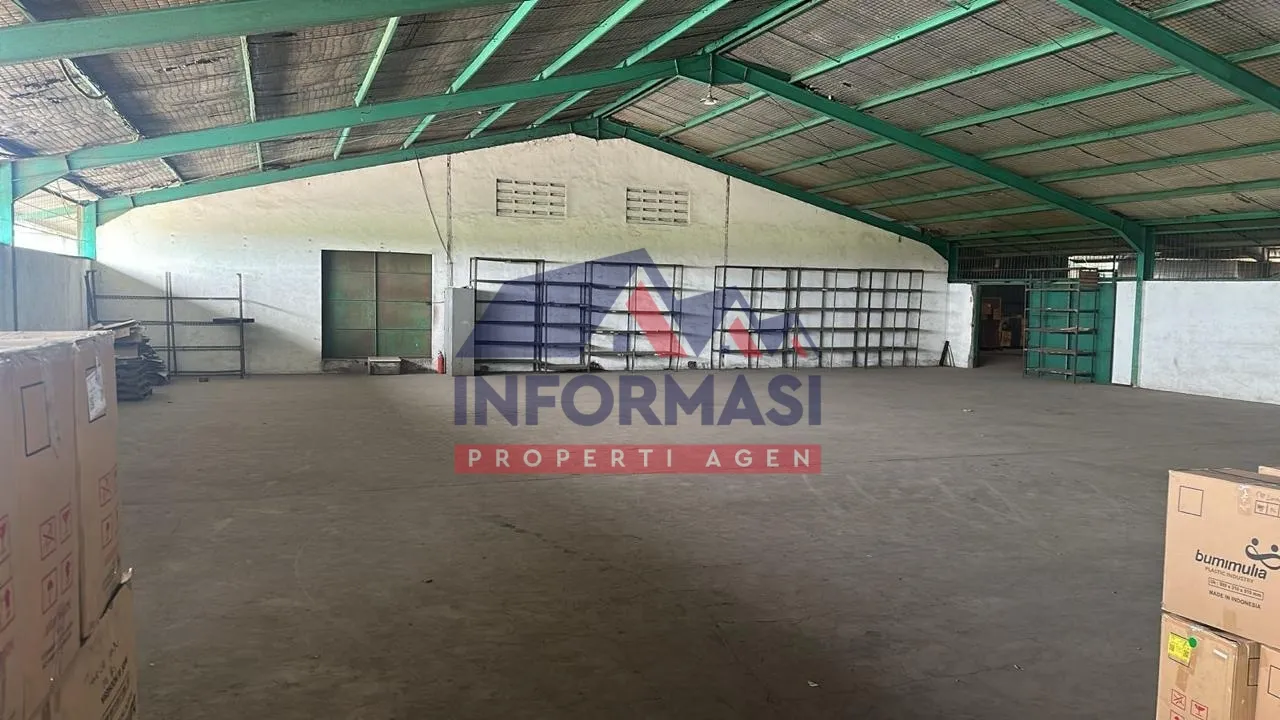 Gudang atau Pabrik Tegal Alur Lokasi  Strategis  jalan besar