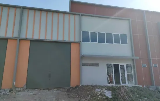 Komp Laksana Business Park tahap 1 blok L gandeng ls 525 m²