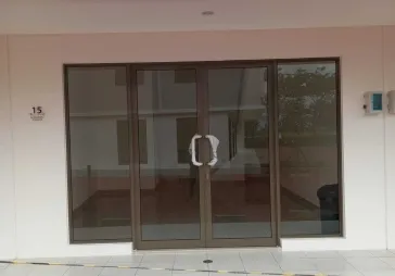 Ruko lokasi bagus n cocok utk usaha
