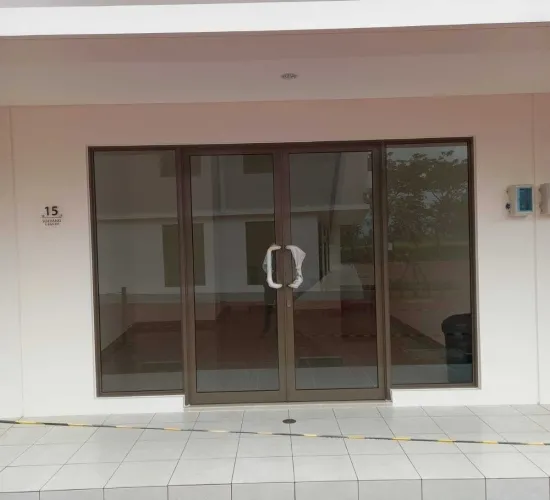 Ruko lokasi bagus n cocok utk usaha
