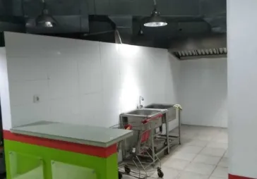 Thamrin residence , cocok utk invest . Co kitchen