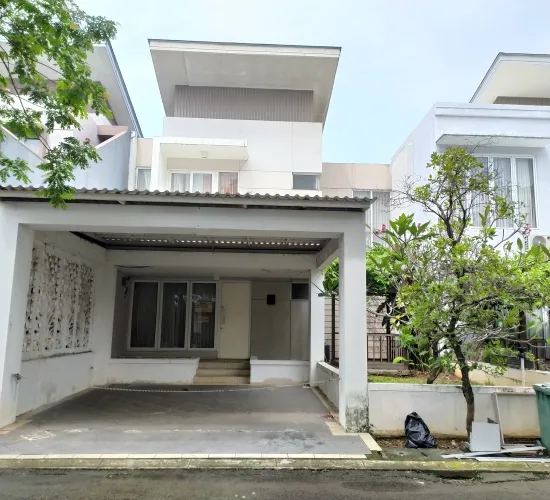 Rumah 2 lantai Green Permata, 9x19, KT 4 KM 4, SHM