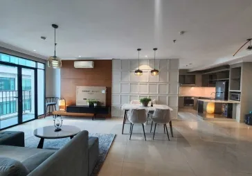 `Anti Sempit-Sempit Club! Apartemen 154m² di Hampton Park