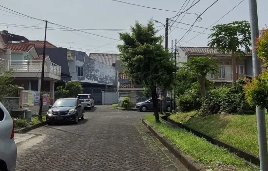 DIJUAL KAVLING HOEK TAMAN SEMANAN INDAH