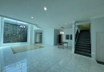 Rumah disewakan di jakarta barat