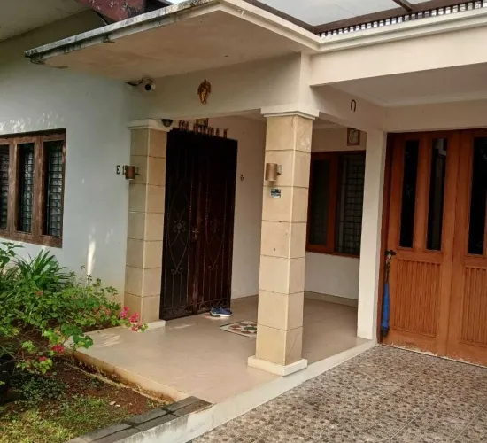 Komp Buncit Indah, rumah bagus siap huni
