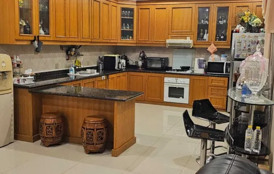 Rumah Puri Indah 2 lantai