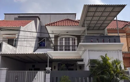 Harapan Indah Cluster Taman Puspa, rumah bagus,siap huni