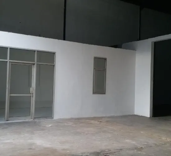 Gudang Kamal indah siap pakai lt  780 m2  dekat bandara