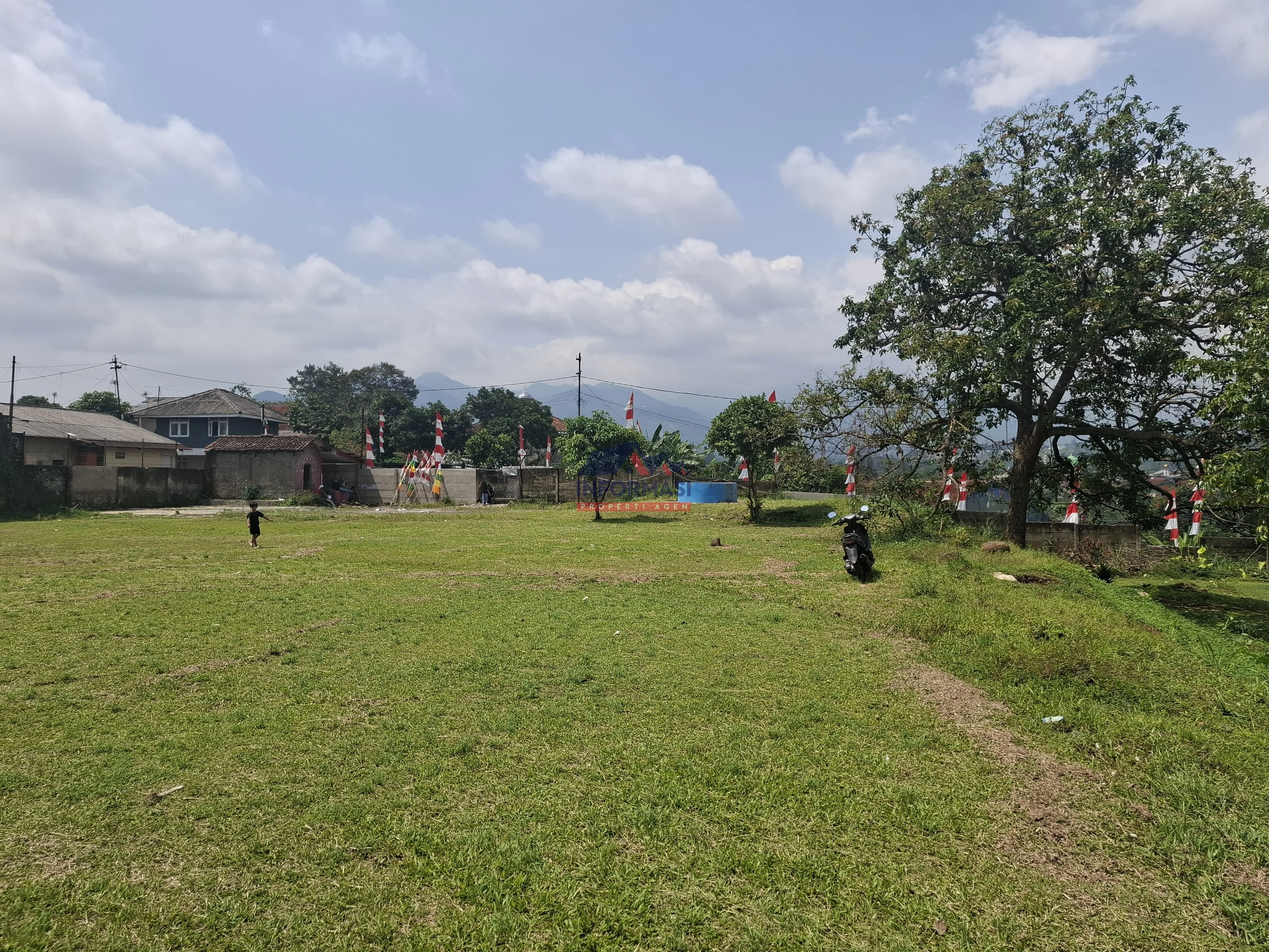 Dijual rumah mewah di intercon