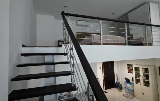 DIJUAL!! Apt cantik & terawat,lokasi strategis,view menarik.
