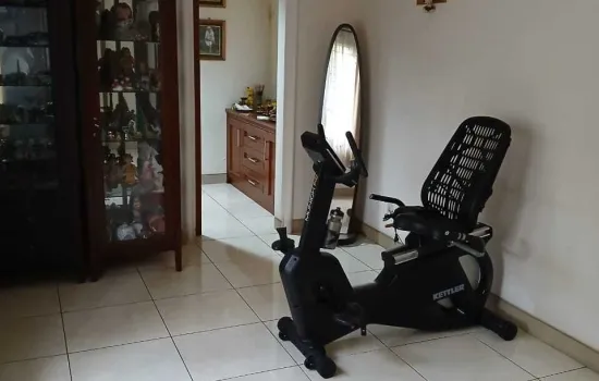 Komp Buncit Indah, rumah bagus siap huni