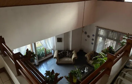 Dijual Rumah Luas, Resik & Asri