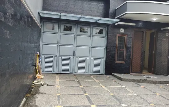 Dijual Rumah Siap Huni bebas banjir luas 250m. Lb. 328m