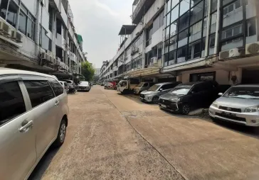 Dijual Ruko Gandeng di area komersial Pangeran Jayakarta