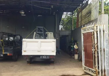 Dijual Gudang Mess Strategis di Klender Jakarta Timur
