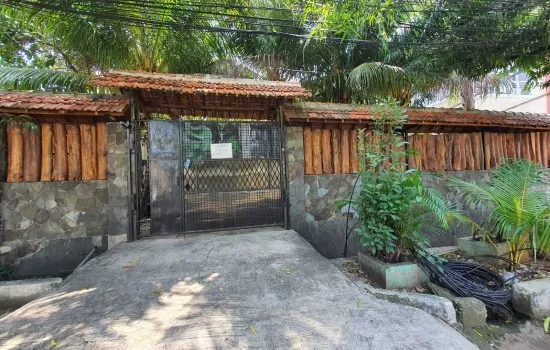 Rumah tua hitung tanah di Grogol