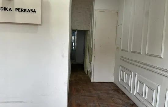 Ruko Green mansion  2 unit gandeng  31/2 lantai  siap pakai