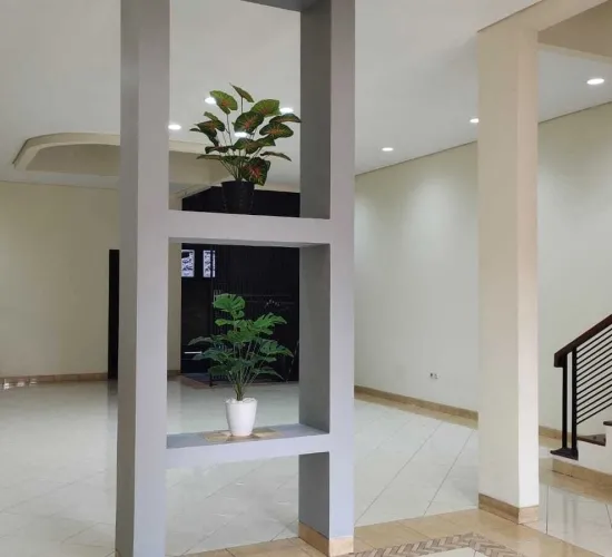 Dijual Rumah Siap Huni bebas banjir luas 250m. Lb. 328m