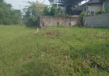 Kavling Langka Strategis depan Taman di Lippo Karawaci