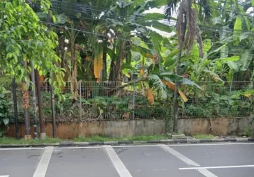 Kav Besar Jarang Ada Simprug Garden Boulevard