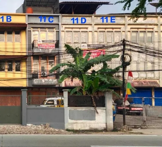 Dijual Cepat atau Di sewakan 2 unit Ruko Gandeng di Jl. Tb.