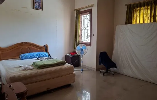 Rumah mewah di lokasi Puri indah