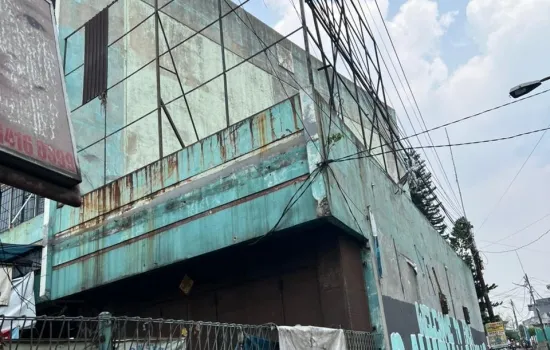 Unit ruko gandeng ciledug raya ex bengkel motor