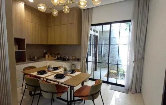 Disewakan Rumah Alsut 2 lt FF cluster Victoria