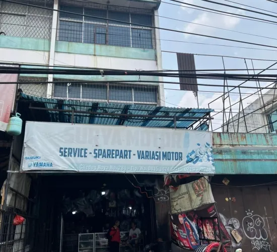 Unit ruko gandeng ciledug raya ex bengkel motor