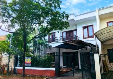 Rumah 2 lantai di cluster area prima Puri indah