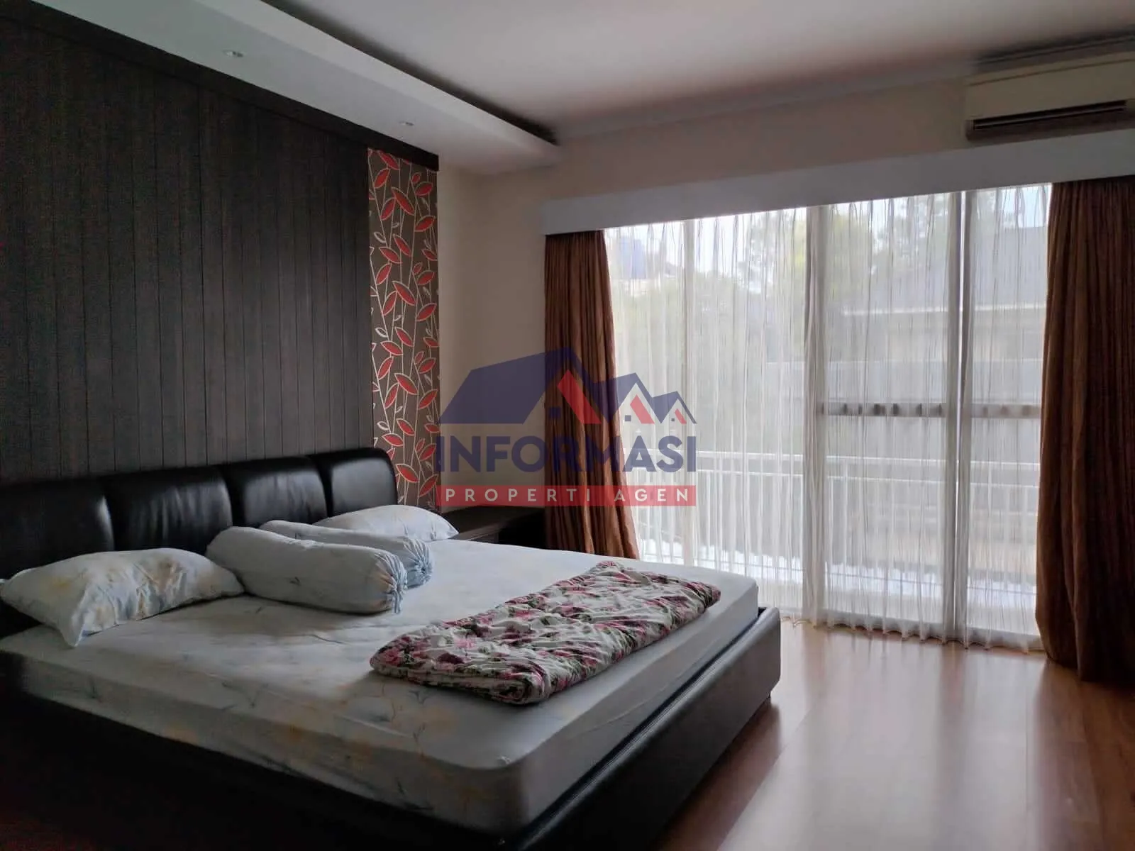 Rumah asri di Permata Buana jkt.brt.