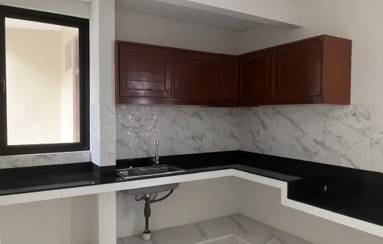 Rumah Sewa lega biaya bersahabat@Taman Ratu