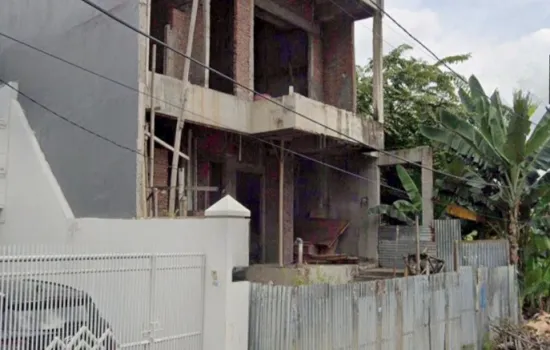 Rumah Kavling Dki, lt.250, 2 lantai (setengah jadi)