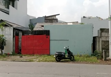 Di jual rumah hitung tanah