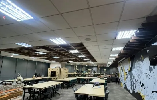 Lippo St.Moritz  Office Tower  Luas 377m2 Jakarta Barat