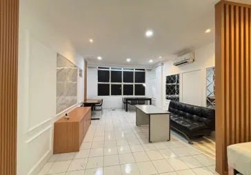 Ruko siap huni di Cengkareng