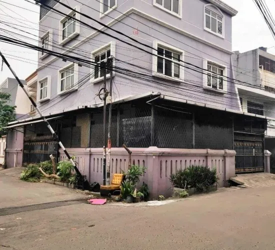 Dijual Cepat Rumah Siap Pakai di Kavling Polri  Jelambar