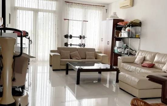 Rumah 3 Lantai Siap Huni Taman Permata Buana