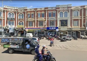 Ruko Paramount Blitz, sedang tersewa Bank. Dijual.