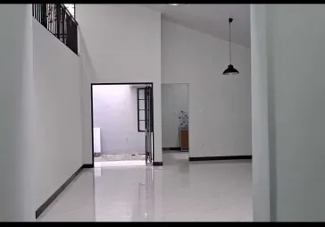 Rumah bagus , 2 lantai , 3kmr tdr , 2 kmr mandi