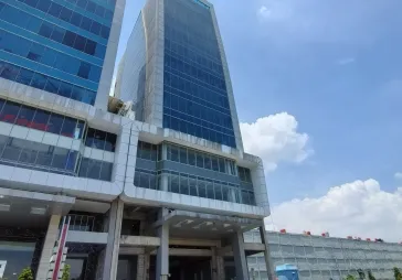 12 lantai   Rooftop di Pantai Indah Kapuk