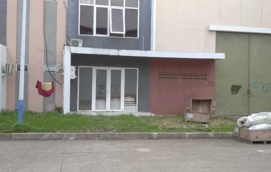 Kawasan gudang komersil lokasi bagus