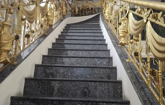 RUMAH DI JUAL  SUNRISE, RUMAH BAGUS, LOKASI STRATEGIS