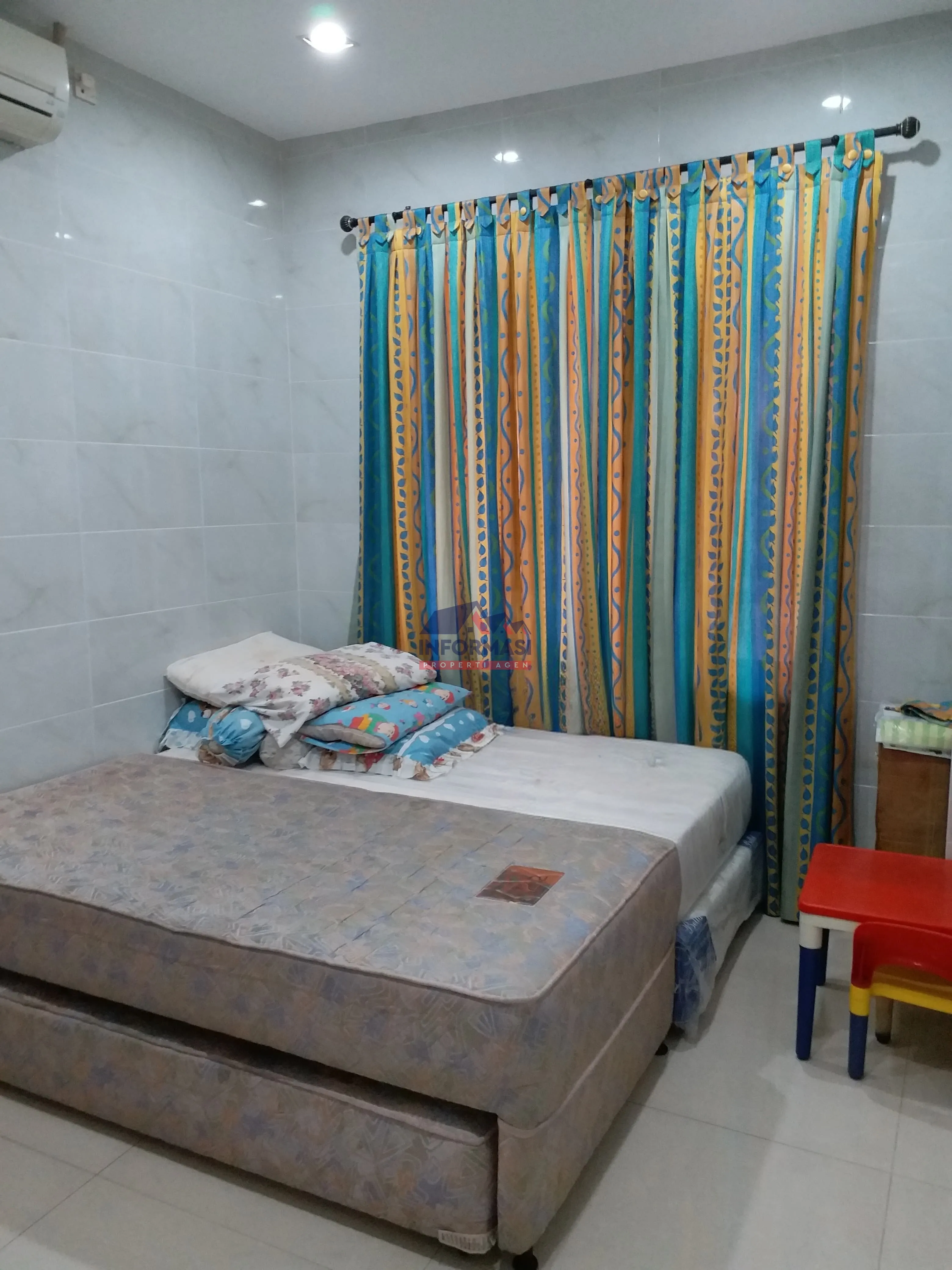 `Rumah Hadap Selatan, Senyum Anda Hadap Masa Depan!