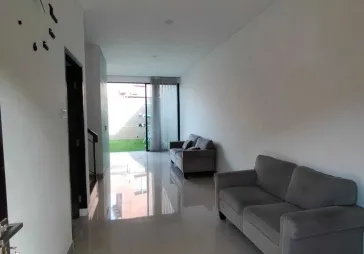 Rumah baru minimalis 2lt siap huni