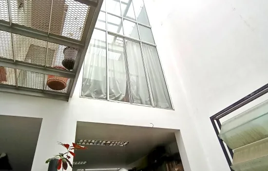 Rumah Dijual Letak Bagus Sekali